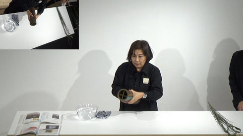 2-6 Variation No.4 Upright Style Nageire by Ms.Kumiko Kato