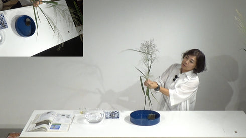 1-18 Variation No.2 Slanting Style Moribana by Ms.Komiko Kato