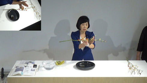1-16 Variation No.2 Upright Style Moribana by Ms.Misei Ishikawa