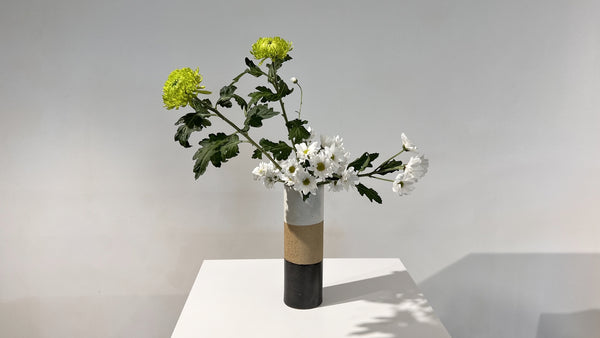 1-9 Basic Slanting Style Nageire by Ms.Kazuko Nakada