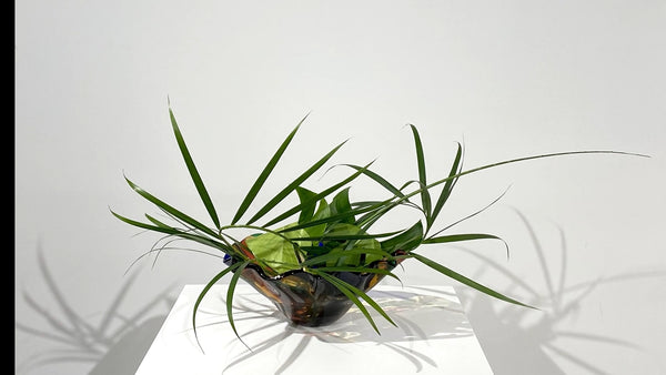 4-2 With Leaves Only by Ms.Kumiko Kato