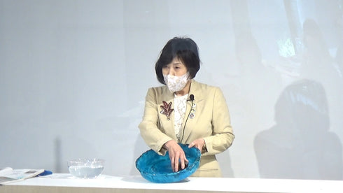 1-3 Basic Upright Style Moribana(in Reverse) by Ms.Misei Ishikawa