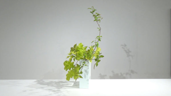 4-3 枝ものでいける 中田和子